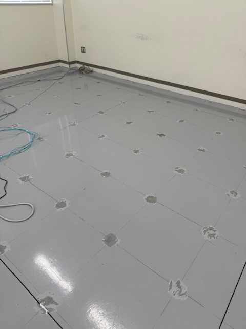 岡山　外壁塗装　床塗装